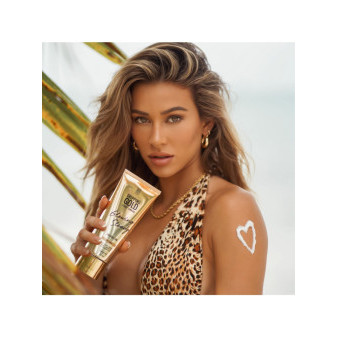 Dripping Gold Glowing Steady Samoopaľovací krém Gradual Tan light/medium, 200ml