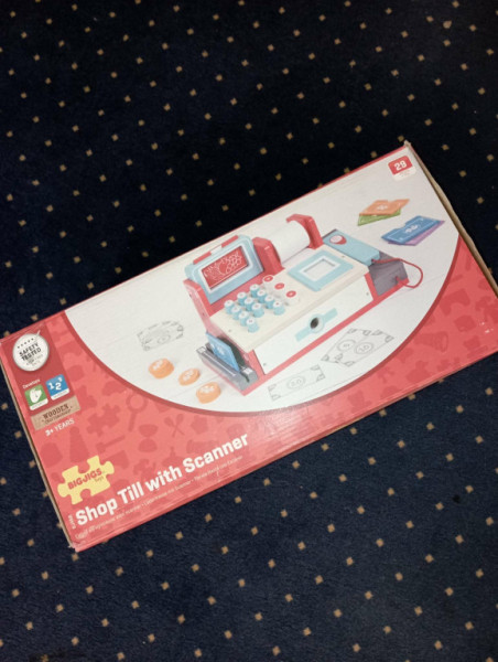 Bigjigs Toys Drevená pokladňa červená