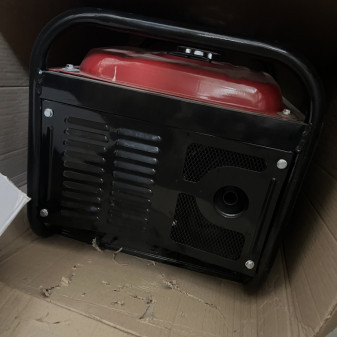 KraftWorld Trojfázová benzínová elektrocentrála 3 kW 2DAZ128